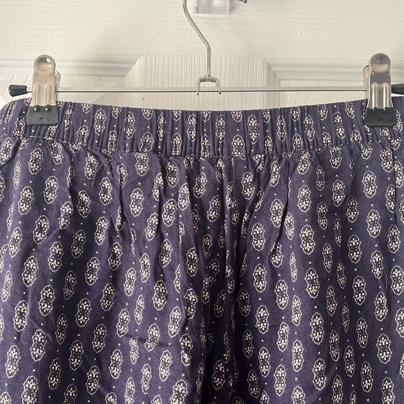 H&M Patterned Pull on Pants - Picture 4 of 4